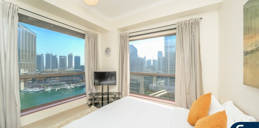 Lakás itt: Jumeirah Beach Residence, Dubai, EAE, 1 hálószoba, 71 m², azonosító: 671430