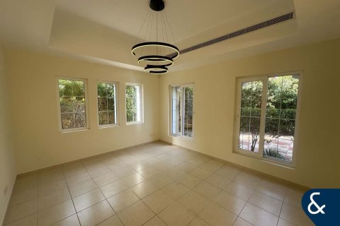 Arabian Ranches, Dubai, संयुक्त अरब अमीरात में विला, 4 बेडरूम, 757 वर्ग मीटर, संख्या 671445 - फ़ोटो 4