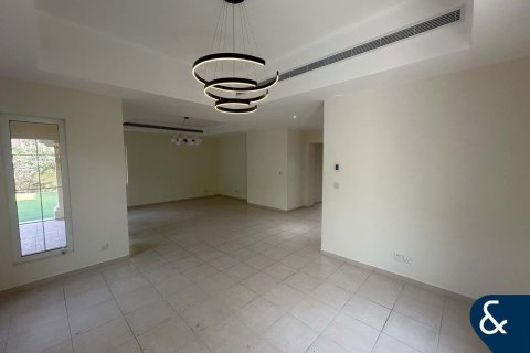 Arabian Ranches, Dubai, संयुक्त अरब अमीरात में विला, 4 बेडरूम, 757 वर्ग मीटर, संख्या 671445 - फ़ोटो 19