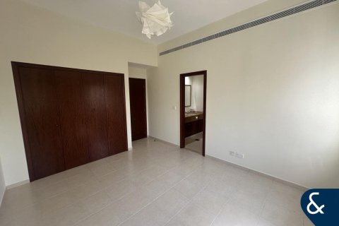 Arabian Ranches, Dubai, संयुक्त अरब अमीरात में विला, 4 बेडरूम, 757 वर्ग मीटर, संख्या 671445 - फ़ोटो 8