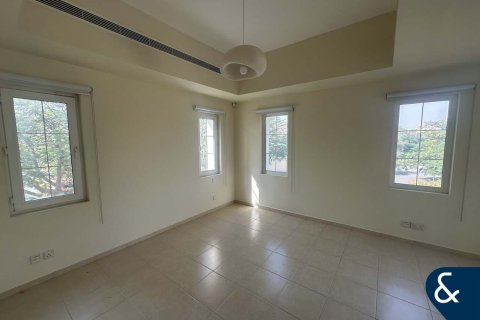 Arabian Ranches, Dubai, संयुक्त अरब अमीरात में विला, 4 बेडरूम, 757 वर्ग मीटर, संख्या 671445 - फ़ोटो 17