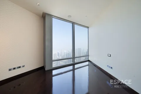 شقة للبيع في وسط مدينة دبي، دبي، الإمارات العربية المتحدة 3 غرفة نوم ، 253 متر مربع ، رقم 650329 - صورة 13