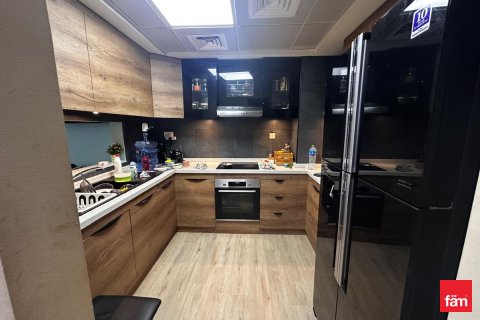 Appartement te huur in Dubai, VAE 1 slaapkamer, 90.7 vr.m., nr 679936 - foto 5