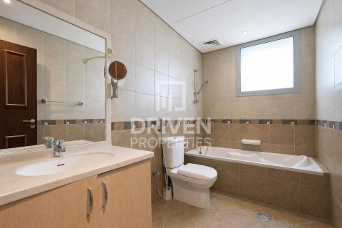 Villa zum Verkauf in Falcon City of Wonders, Dubai, VAE 4 Schlafzimmer, 324.05 m2 Nr. 762086 - Foto 18