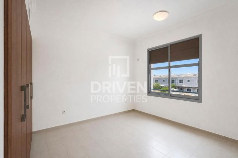 Villa zum Verkauf in Falcon City of Wonders, Dubai, VAE 4 Schlafzimmer, 324.05 m2 Nr. 762086 - Foto 8