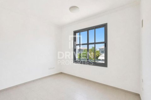 Villa zum Verkauf in Falcon City of Wonders, Dubai, VAE 4 Schlafzimmer, 324.05 m2 Nr. 762086 - Foto 10