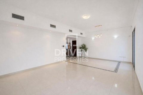 Villa zum Verkauf in Falcon City of Wonders, Dubai, VAE 4 Schlafzimmer, 324.05 m2 Nr. 762086 - Foto 3