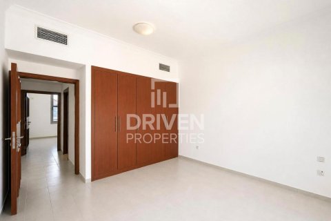 Villa zum Verkauf in Falcon City of Wonders, Dubai, VAE 4 Schlafzimmer, 324.05 m2 Nr. 762086 - Foto 9