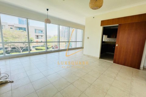 Apartament do wynajęcia w The Views, Dubai, ZEA 2 sypialnie, 128 mkw., nr 698667 - zdjęcie 2