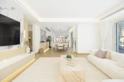 Villa Arabian Ranches, Dubaijā, AAE 5 istabas, 921 m2 Nr. 643874 - attēls 2