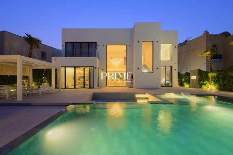 Villa in vendita a Jumeirah Islands, Dubai, EAU 4 camere da letto, 520 mq. № 643877 - foto 1