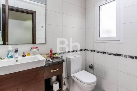 Vila di Living Legends, Dubai, UEA 4 kamar tidur, 449 m2 nomor 643876 - foto 13