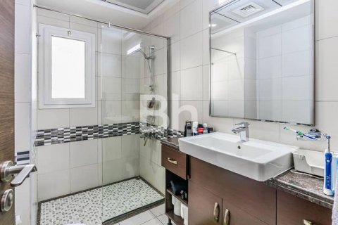 Vila di Living Legends, Dubai, UEA 4 kamar tidur, 449 m2 nomor 643876 - foto 6