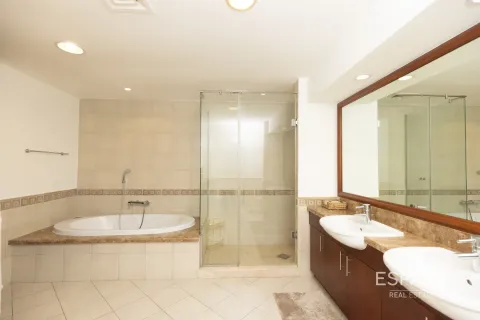 Appartement te huur in Palm Jumeirah, Dubai, VAE 1 slaapkamer, 120 vr.m., nr 661218 - foto 18