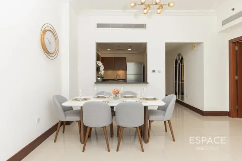 Appartement te huur in Palm Jumeirah, Dubai, VAE 1 slaapkamer, 120 vr.m., nr 661218 - foto 4