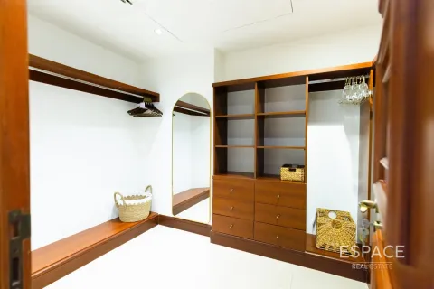 Appartement te huur in Palm Jumeirah, Dubai, VAE 1 slaapkamer, 120 vr.m., nr 661218 - foto 12