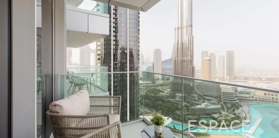 Apartment in Downtown Dubai (Downtown Burj Dubai), UAE 3 bedrooms, 190 sq.m. № 661221
