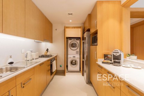 Apartment in Downtown Dubai (Downtown Burj Dubai), UAE 3 bedrooms, 190 sq.m. № 661221 - photo 14