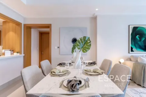 Apartment in Downtown Dubai (Downtown Burj Dubai), UAE 3 bedrooms, 190 sq.m. № 661221 - photo 12