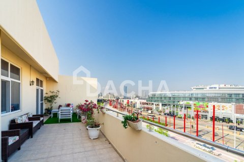 Apartamento en venta en Motor City, Dubai, EAU 3 dormitorios, 231 m2 № 707179 - foto 12