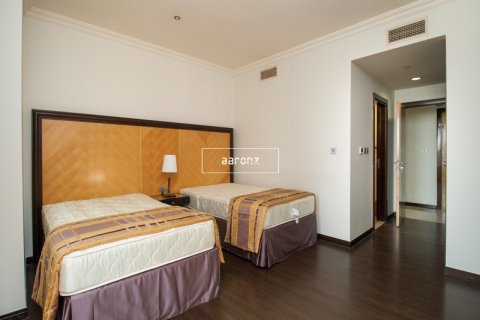 Apartament në Jumeirah Beach Residence, Dubai, Emiratet e Bashkuara Arabe 3 dhoma gjumi, 246.5 m2. № 630591 - Foto 7