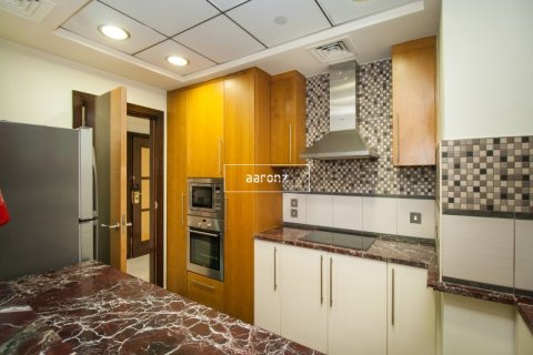 Apartament në Jumeirah Beach Residence, Dubai, Emiratet e Bashkuara Arabe 3 dhoma gjumi, 246.5 m2. № 630591 - Foto 10