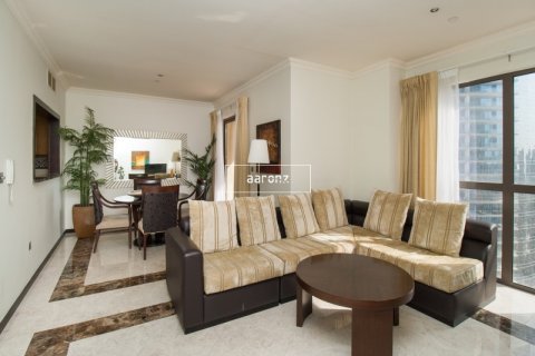 Apartament në Jumeirah Beach Residence, Dubai, Emiratet e Bashkuara Arabe 3 dhoma gjumi, 246.5 m2. № 630591 - Foto 2
