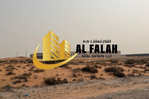 Land in Al Sajaa, Sharjah, UAE 1858 sq.m. № 635560 - photo 6