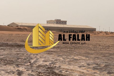Land in Al Sajaa, Sharjah, UAE 1858 sq.m. № 635560 - photo 5