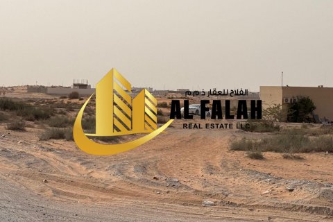 Land in Al Sajaa, Sharjah, UAE 1858 sq.m. № 635560 - photo 11