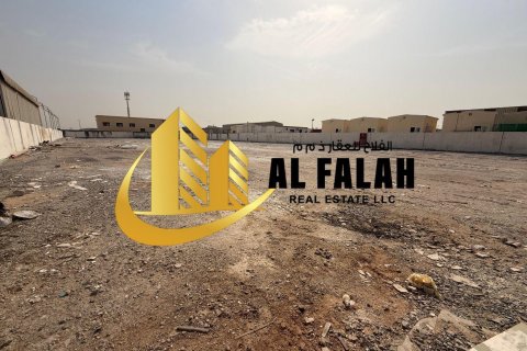 Magazinë në Al Sajaa, Sharjah, Emiratet e Bashkuara Arabe 3291 m2. № 635563 - Foto 7