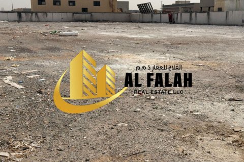 Magazinë në Al Sajaa, Sharjah, Emiratet e Bashkuara Arabe 3291 m2. № 635563 - Foto 8