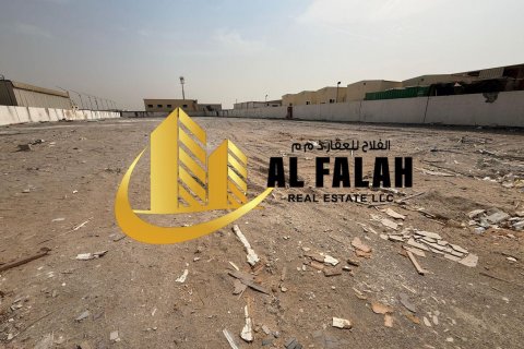 Magazinë në Al Sajaa, Sharjah, Emiratet e Bashkuara Arabe 3291 m2. № 635563 - Foto 13