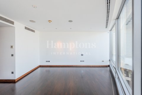 Huoneisto Burj Khalifa, Dubai, Arabiemiraatit 3 makuuhuonetta, 152.26987506 m2 № 651204 - kuva 15