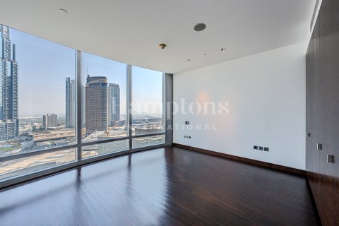 Huoneisto Burj Khalifa, Dubai, Arabiemiraatit 3 makuuhuonetta, 152.26987506 m2 № 651204 - kuva 29