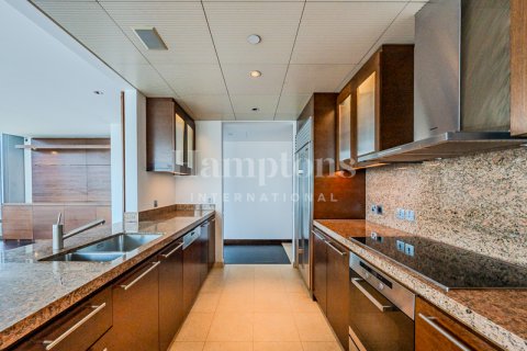 Huoneisto Burj Khalifa, Dubai, Arabiemiraatit 3 makuuhuonetta, 152.26987506 m2 № 651204 - kuva 7