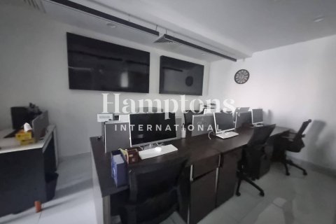 Pejabat di Business Bay, Dubai, UAE 77.01658700 meter persegi № 651207 - foto 12