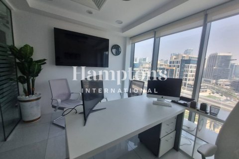 Pejabat di Business Bay, Dubai, UAE 77.01658700 meter persegi № 651207 - foto 14