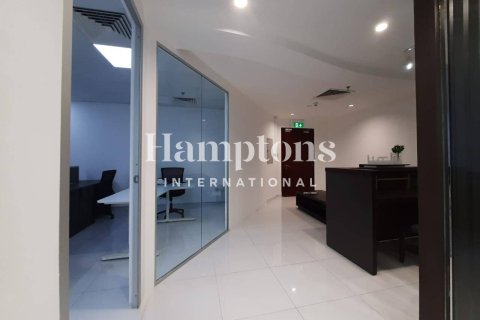 Pejabat di Business Bay, Dubai, UAE 77.01658700 meter persegi № 651207 - foto 3