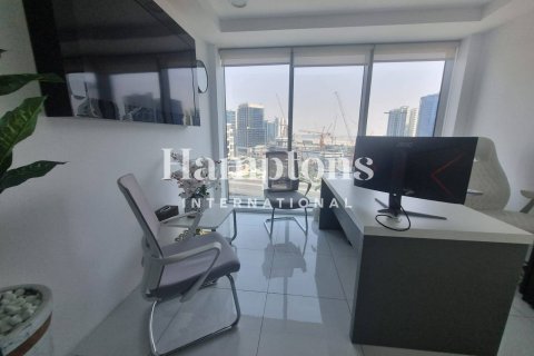 Pejabat di Business Bay, Dubai, UAE 77.01658700 meter persegi № 651207 - foto 10