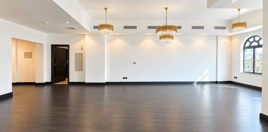 דירה ב Palm Jumeirah, Dubai, איחוד האמירויות 3 חדרי שינה, 489.1 מ"ר מספר 766588