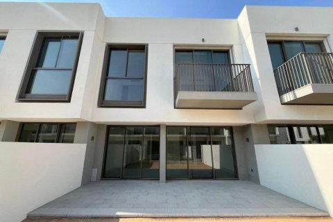 Řadový dům v Dubai, SAE 3 ložnice, 174 m² Č.: 766605 - fotografie 1