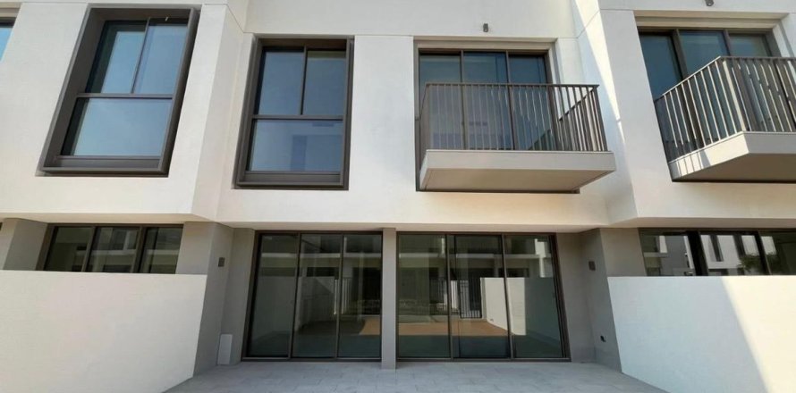 Řadový dům v Dubai, SAE 3 ložnice, 174 m² Č.: 766605