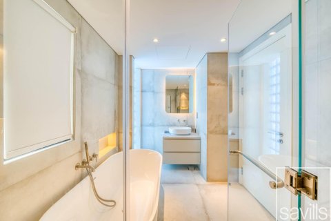 Vila u gradu Palm Jumeirah, Dubai, UAE 4 spavaće sobe, 346.53 m2 Br. 747320 - Slika 9