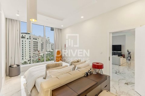 Apartment til leje i Palm Jumeirah, Dubai, UAE 2 soveværelser, 158.77 kvm № 768507 - foto 7
