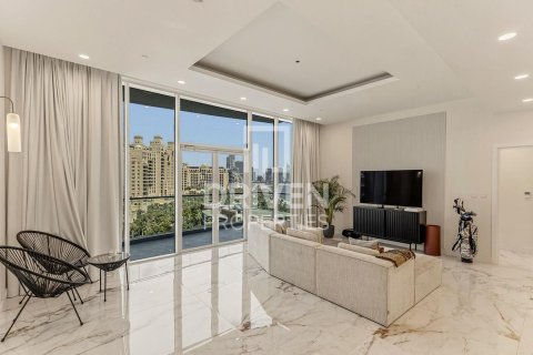 Apartment til leje i Palm Jumeirah, Dubai, UAE 2 soveværelser, 158.77 kvm № 768507 - foto 1