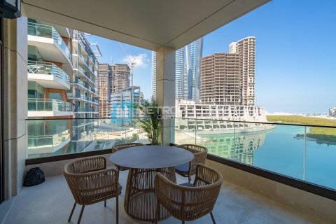 Apartment in Al Reem Island, Abu Dhabi, UAE 3 bedrooms, 215.4 sq.m. № 637927 - photo 1