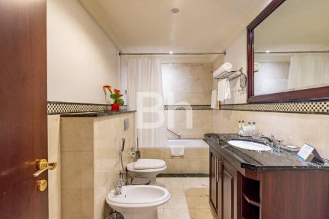 Penthouse v Jumeirah Beach Residence, Dubai, SAE 4 spálne, 568 m2 č. 643369 - Fotografia 16
