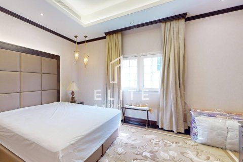 Villa in vendita a Al Jafiliya, Dubai, EAU 6 camere da letto, 741 mq. № 736242 - foto 9