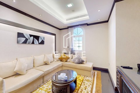 Villa in vendita a Al Jafiliya, Dubai, EAU 6 camere da letto, 741 mq. № 736242 - foto 17